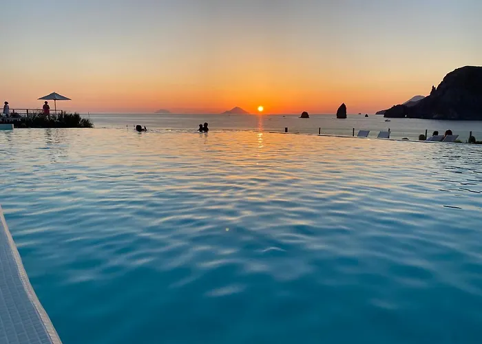 Therasia Resort Sea And Spa - The Leading Hotels Of The World