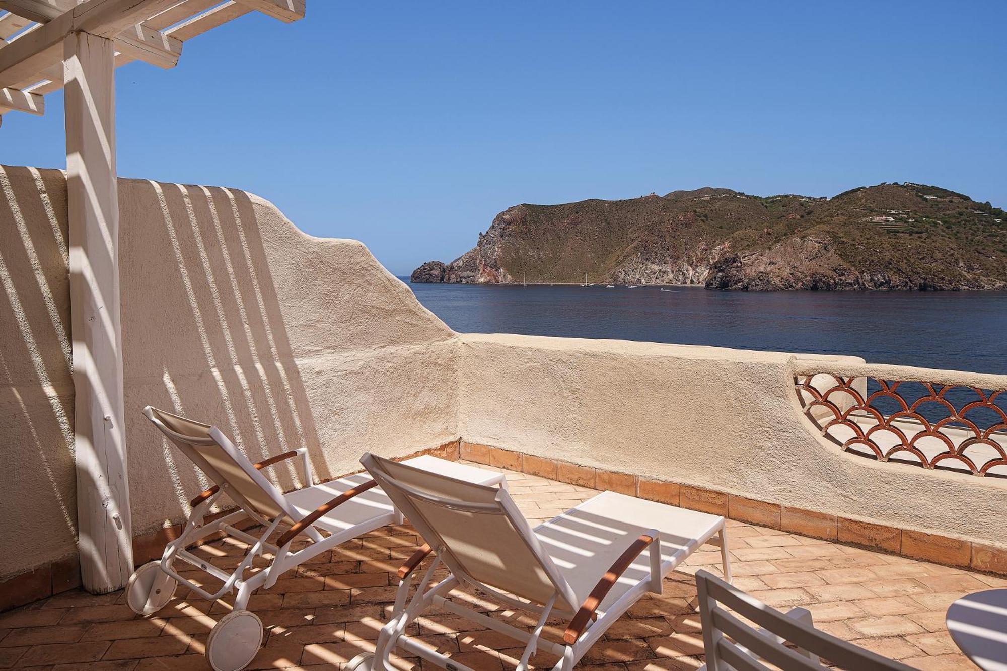 Hotel Therasia Sea And - The Leading Of The World